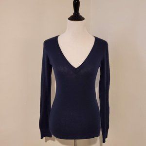 Basic V-neck Long Sleeve Tee